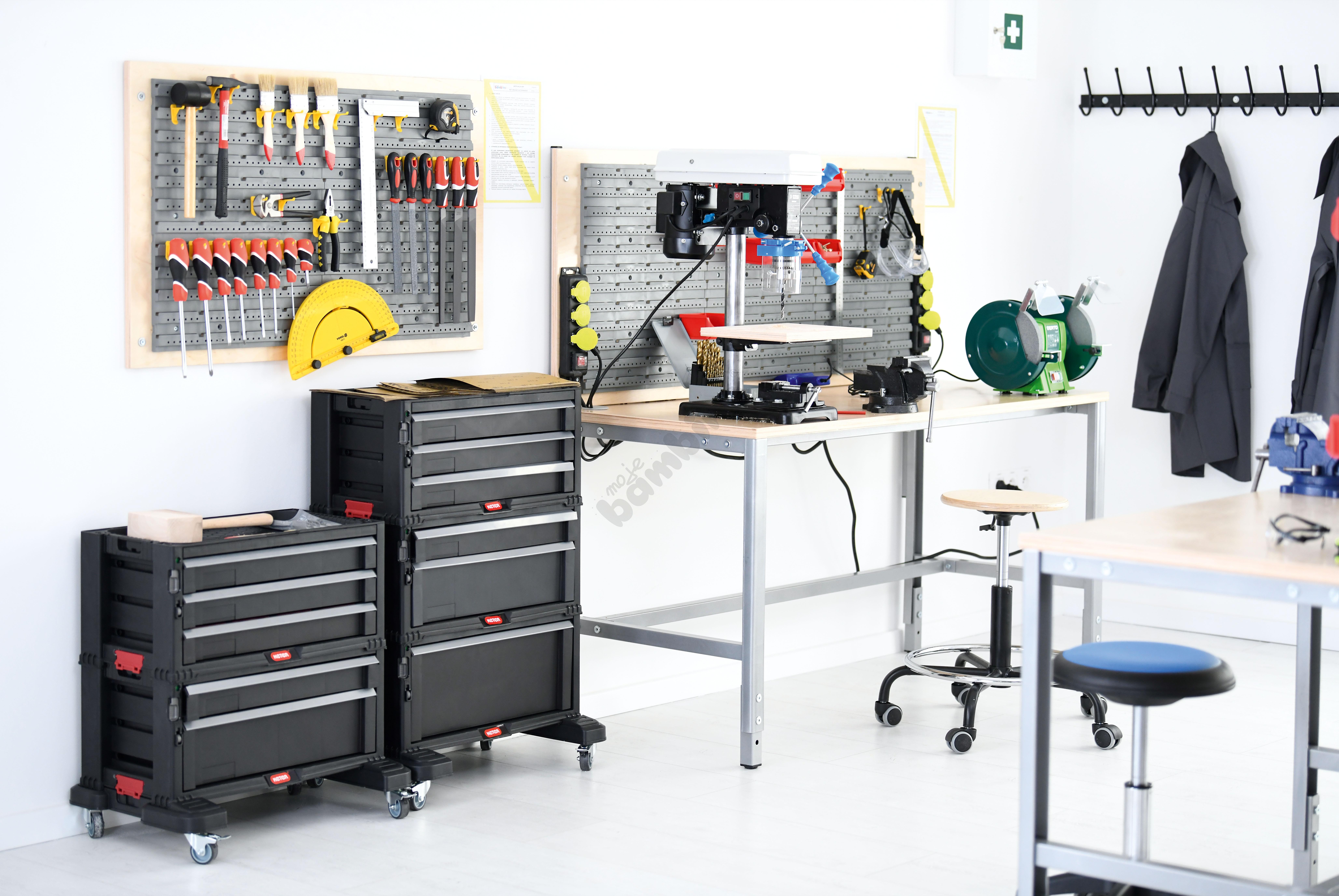 Pracownia Kompas Jutra - Pracownia techniczna robótek ręcznych							