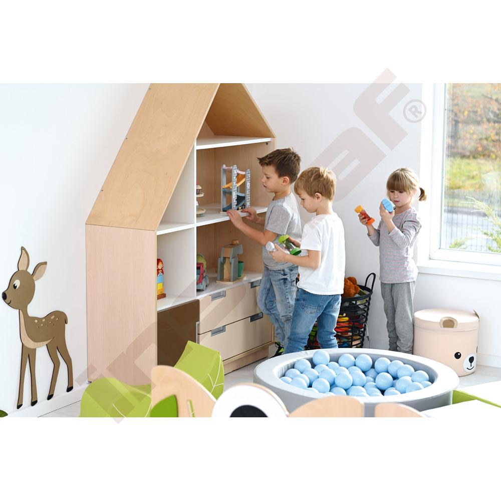 Quadro - skříňka-domeček se 3 policemi, k doplnění 4 širokými zásuvkami, korpus světlý javor