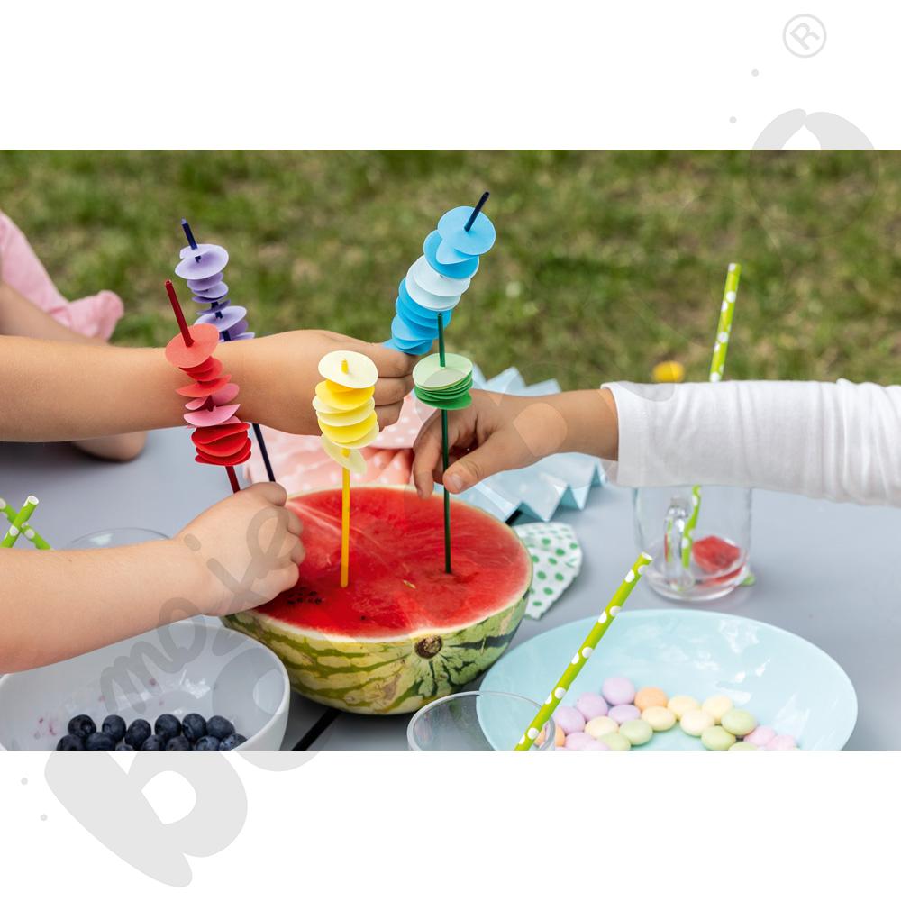 Kropkowe dekoracje piknikowe