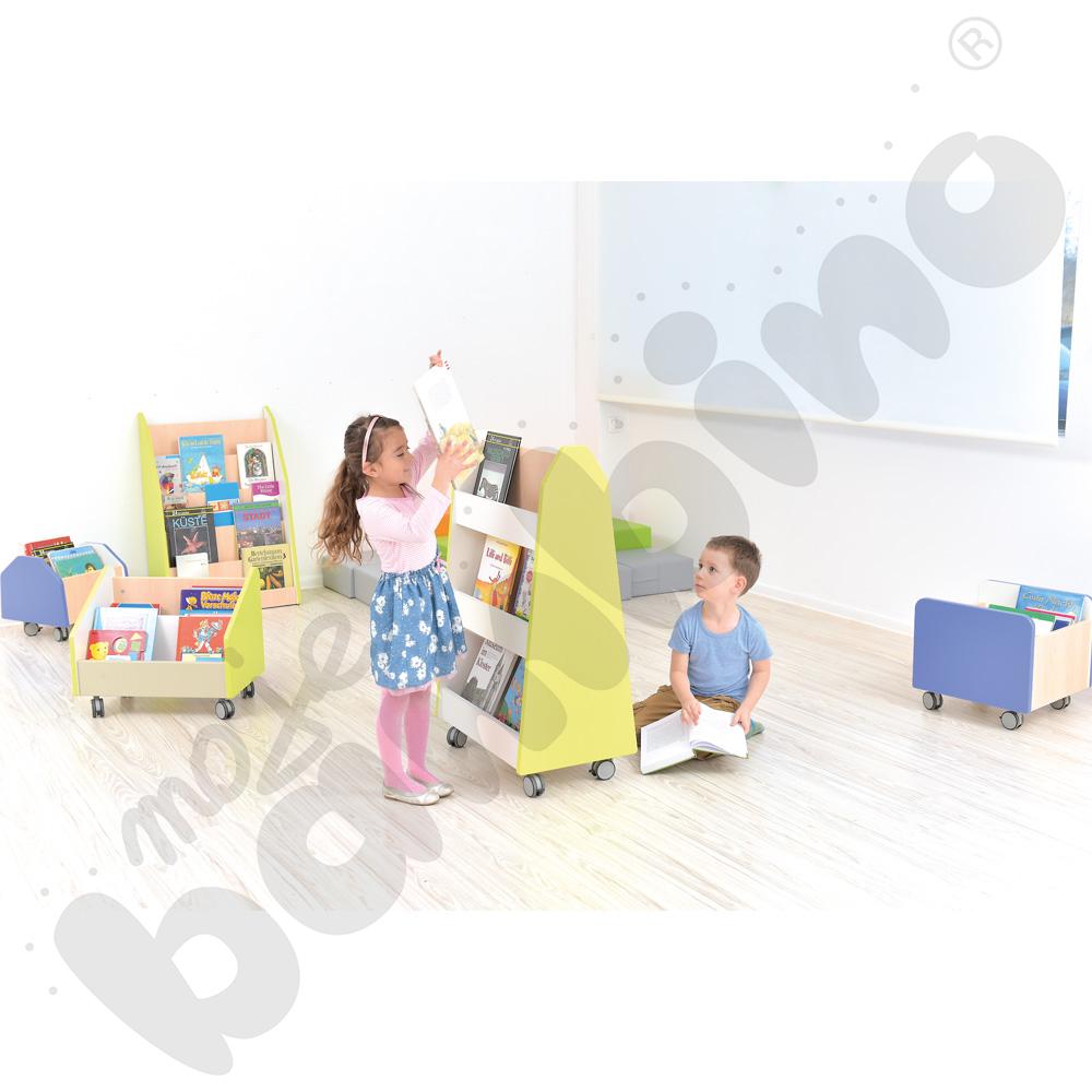 Quadro – dwustronna biblioteczka mobilna, limonkowa, skrzynia klon jasny