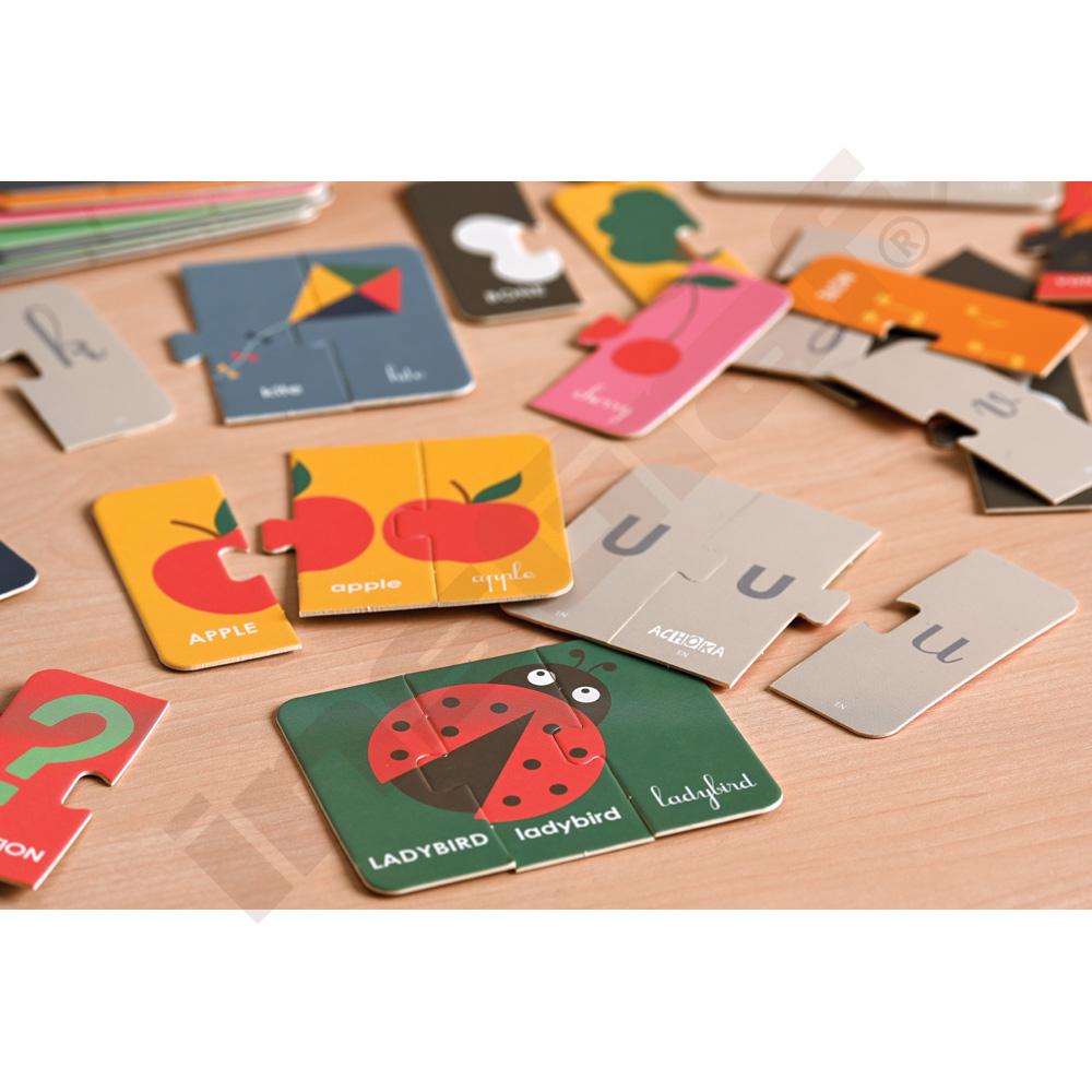 LOGI miniBot - abecední puzzle - anglickojazyčná verze