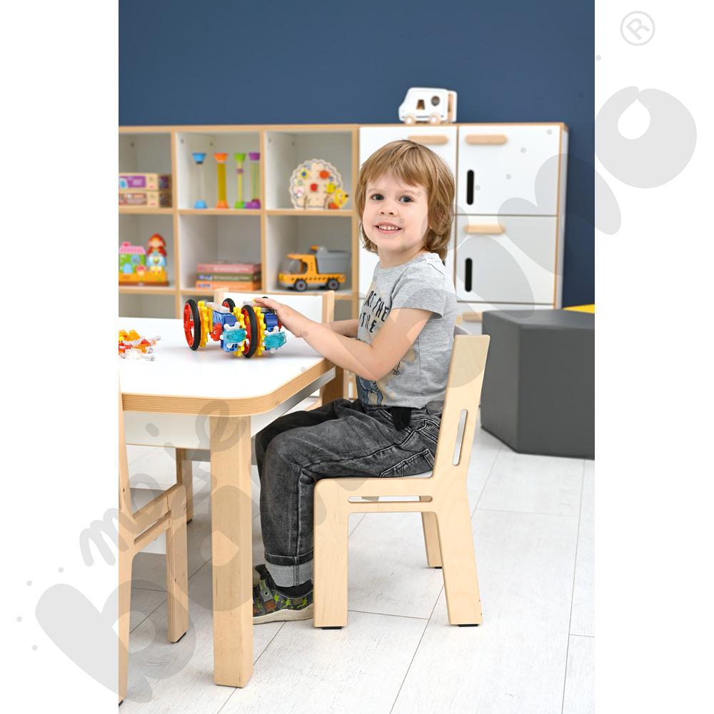 Białe krzesło NEA rozm. 2