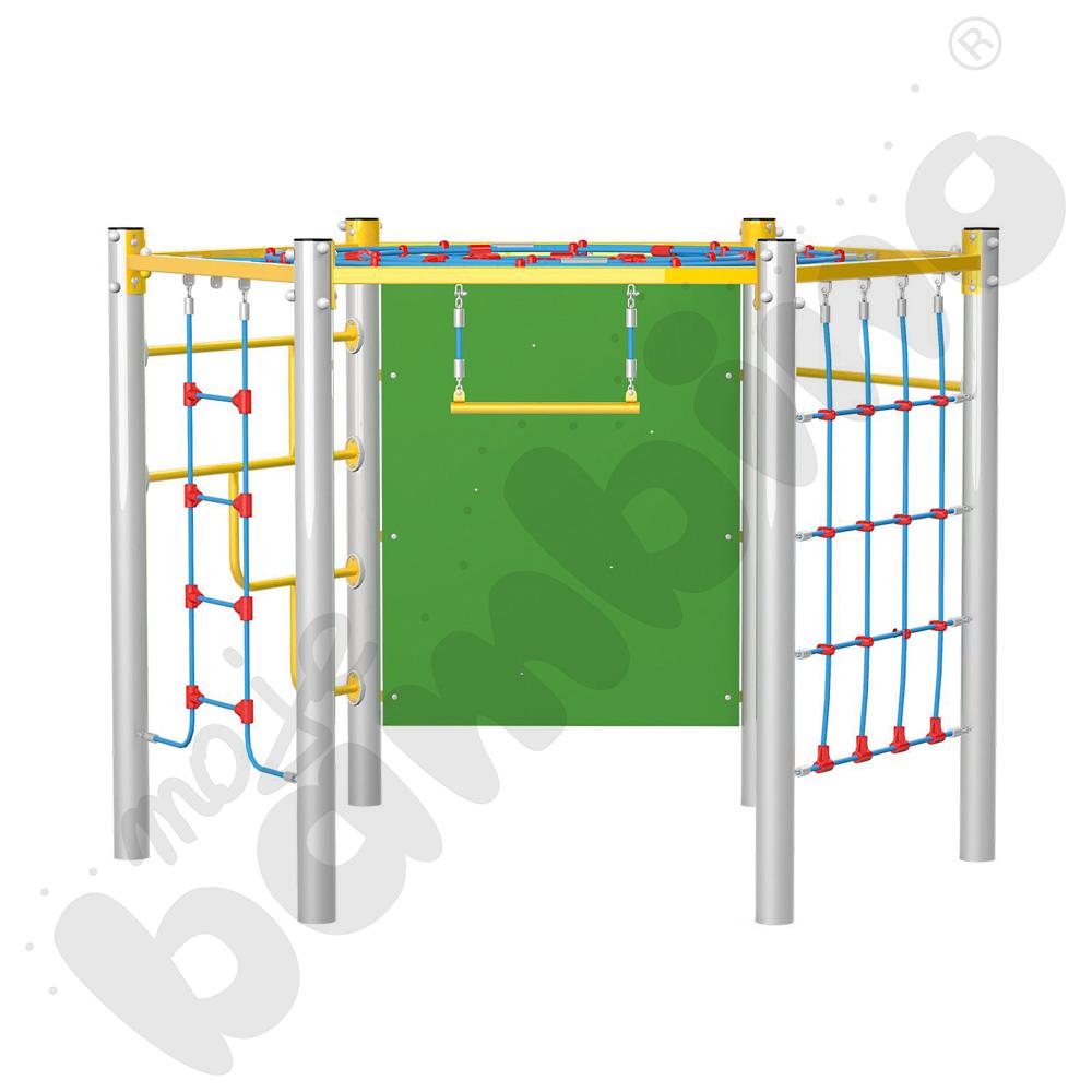 Sześciokąt Pajęczyna, metalowe słupy