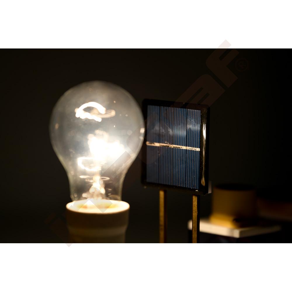 Model konverze sluneční energie 