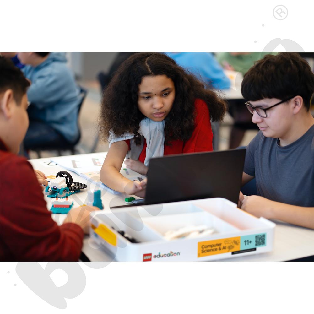 LEGO® Education Informatyka i AI 11+