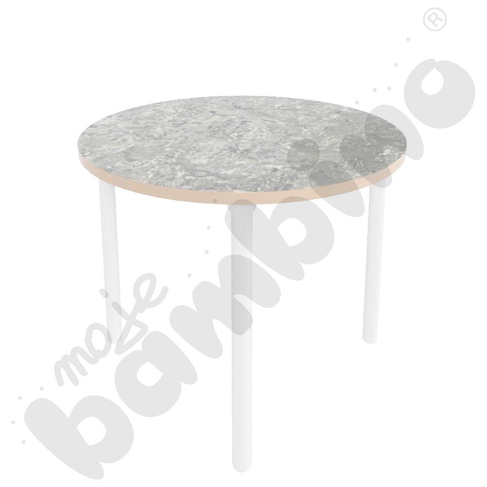 Stół Marcus Cichy okrągły 90 x 90 rozm. 5, stelaż drewniany biały, stopka drewniana, blat jasnoszary, narożniki zaokrąglone