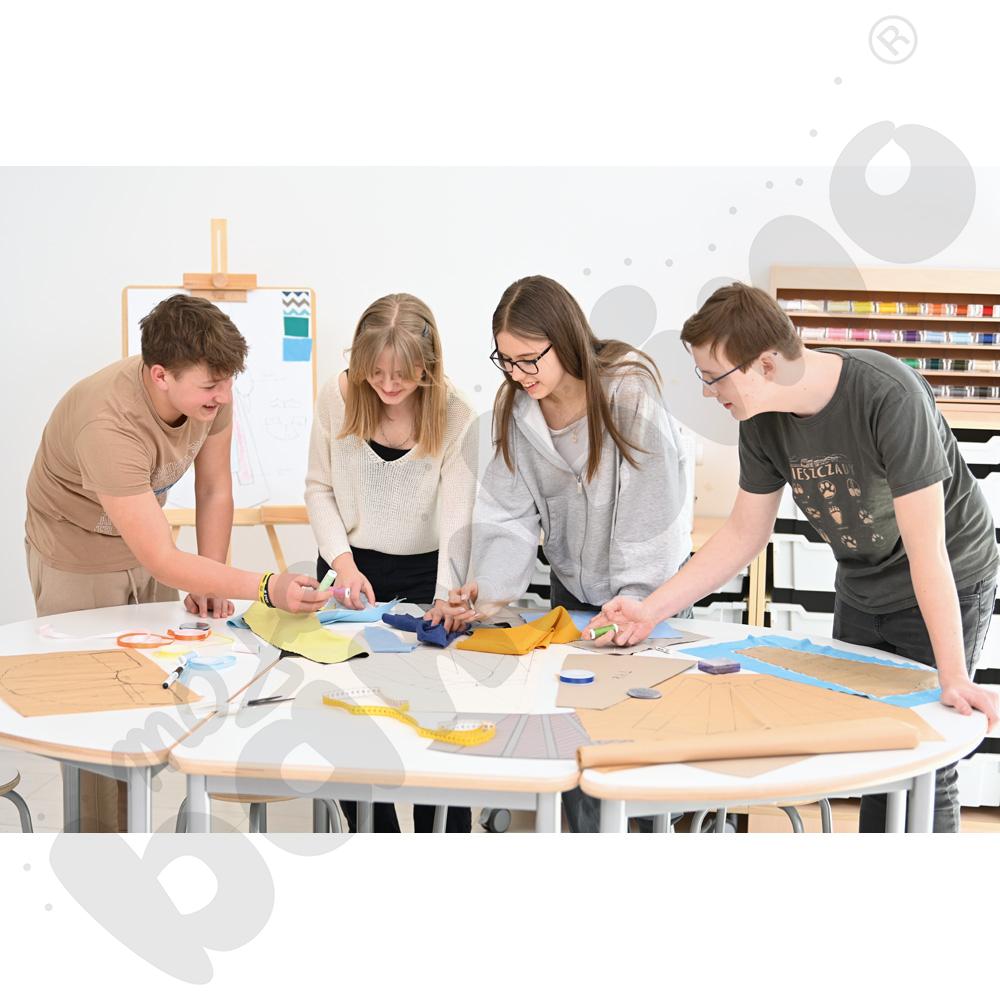 Stół Mila prostokątny 140x70, HPL - biały, zaokrąglony, rozm. 6 z 2 kółkami