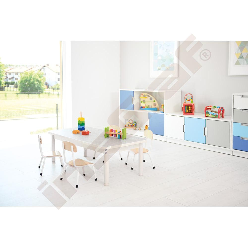 Tichý Stůl Plus 140 x 80 šedý se 4 židlemi Bambino bílými, vel. 0