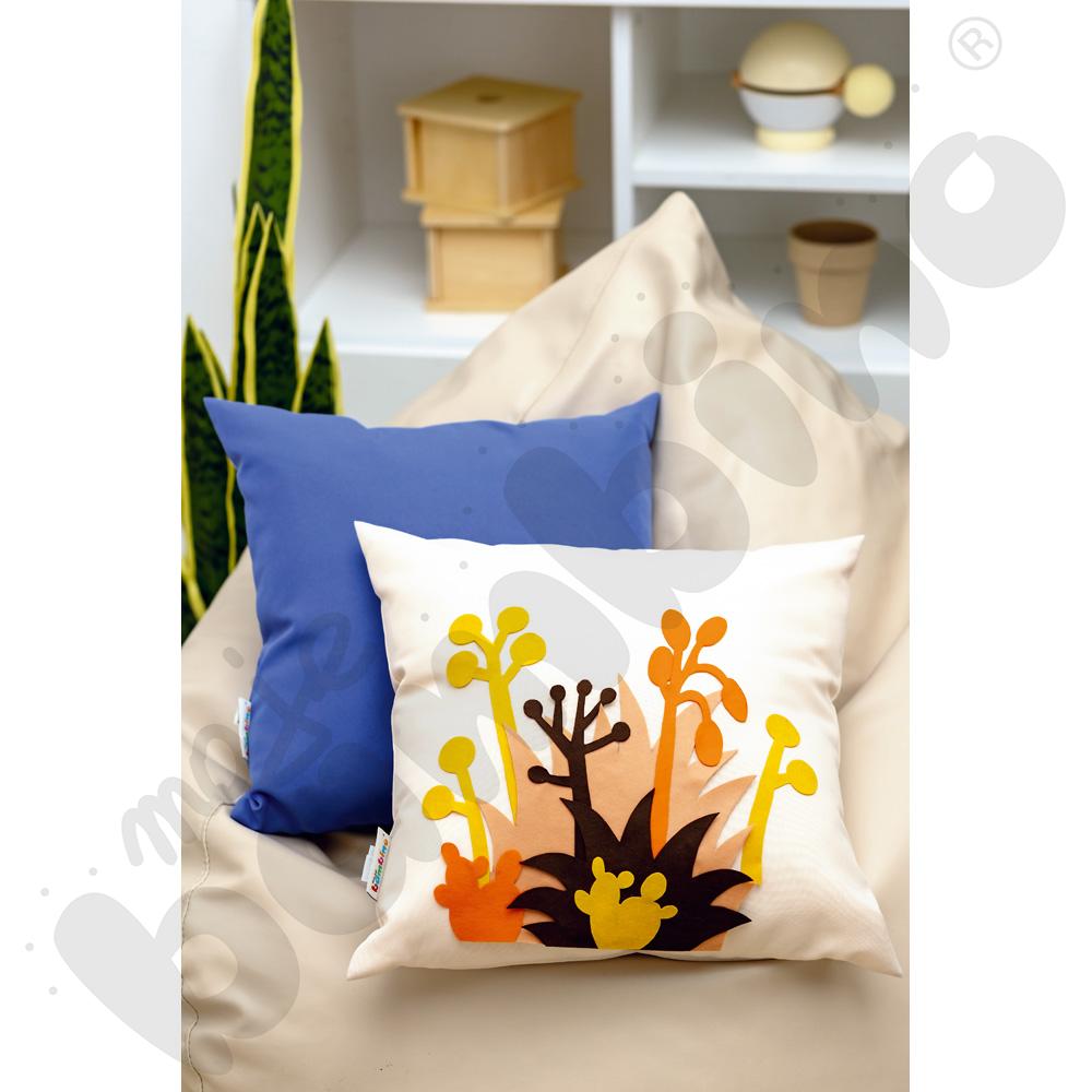 Poduszka ciemnobeżowa