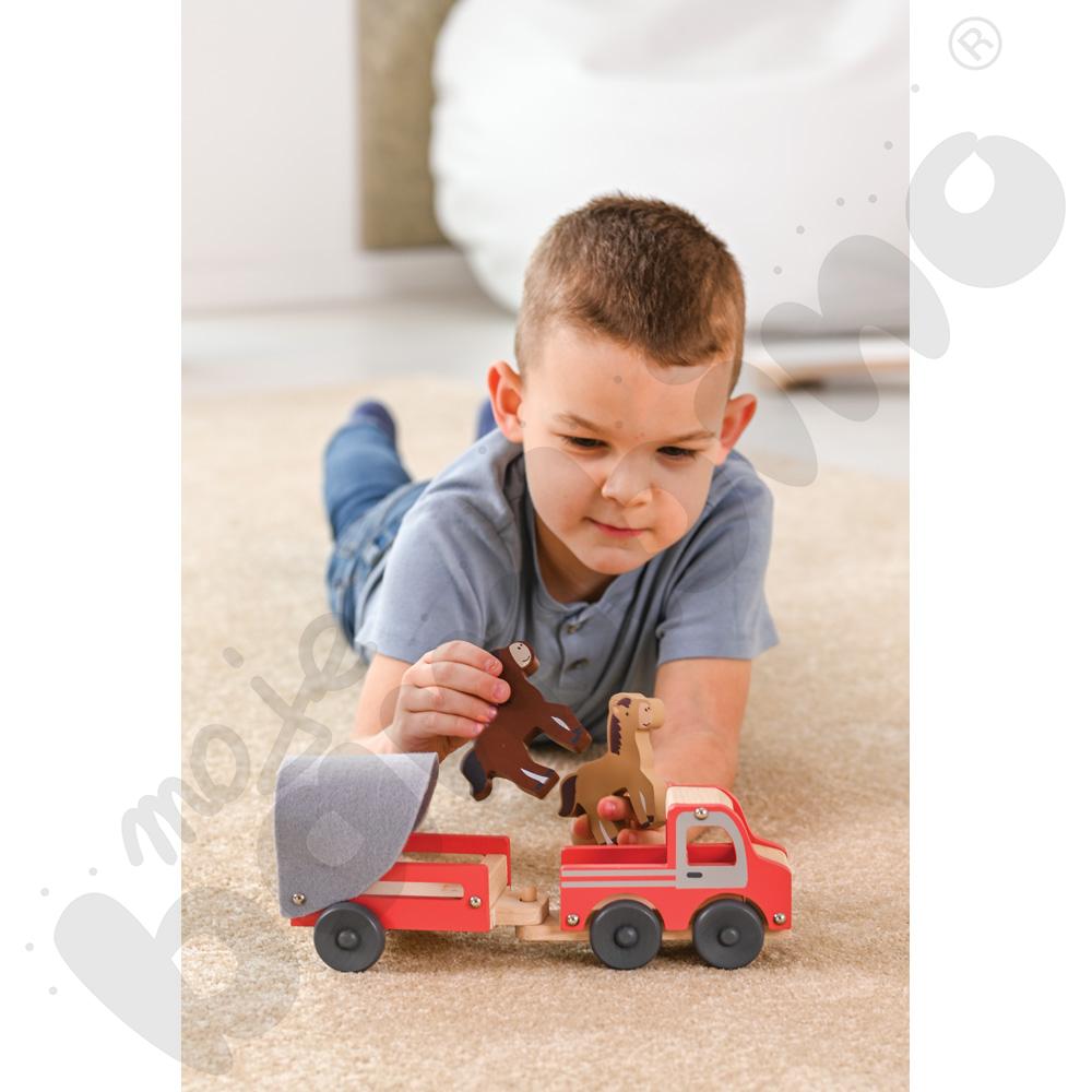 Ciężarówka z przyczepką