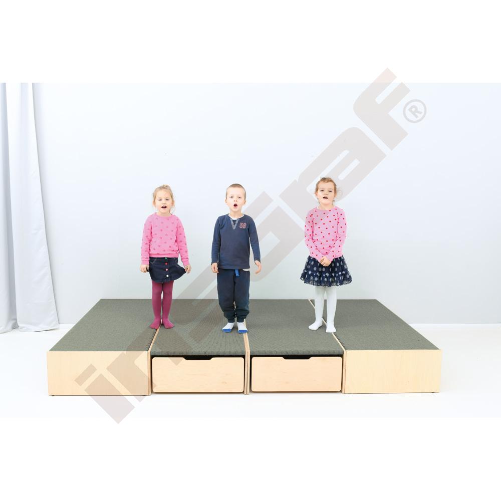 Podesta s výklenkem v přední části, výška 30 cm - světle šedá