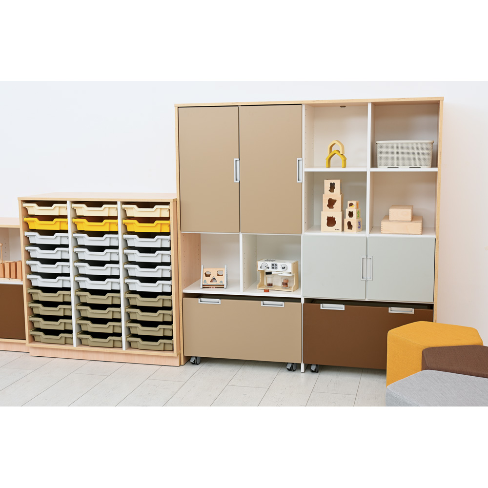 Quadro - skrinka M+ na plastové úložné boxy - s 2 predelmi