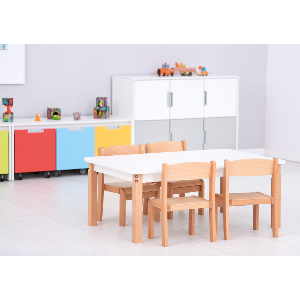 Stolička Filipko veľ. 1, výška 26 cm - k stolom 46 cm - prírodná, plastové koncovky