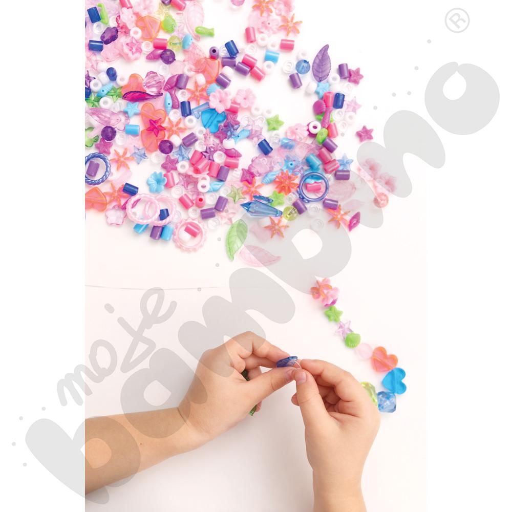 Koraliki fantazyjne w pudełku 