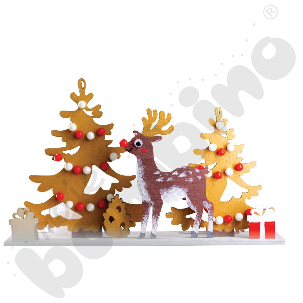 Drewniany świecznik z reniferem