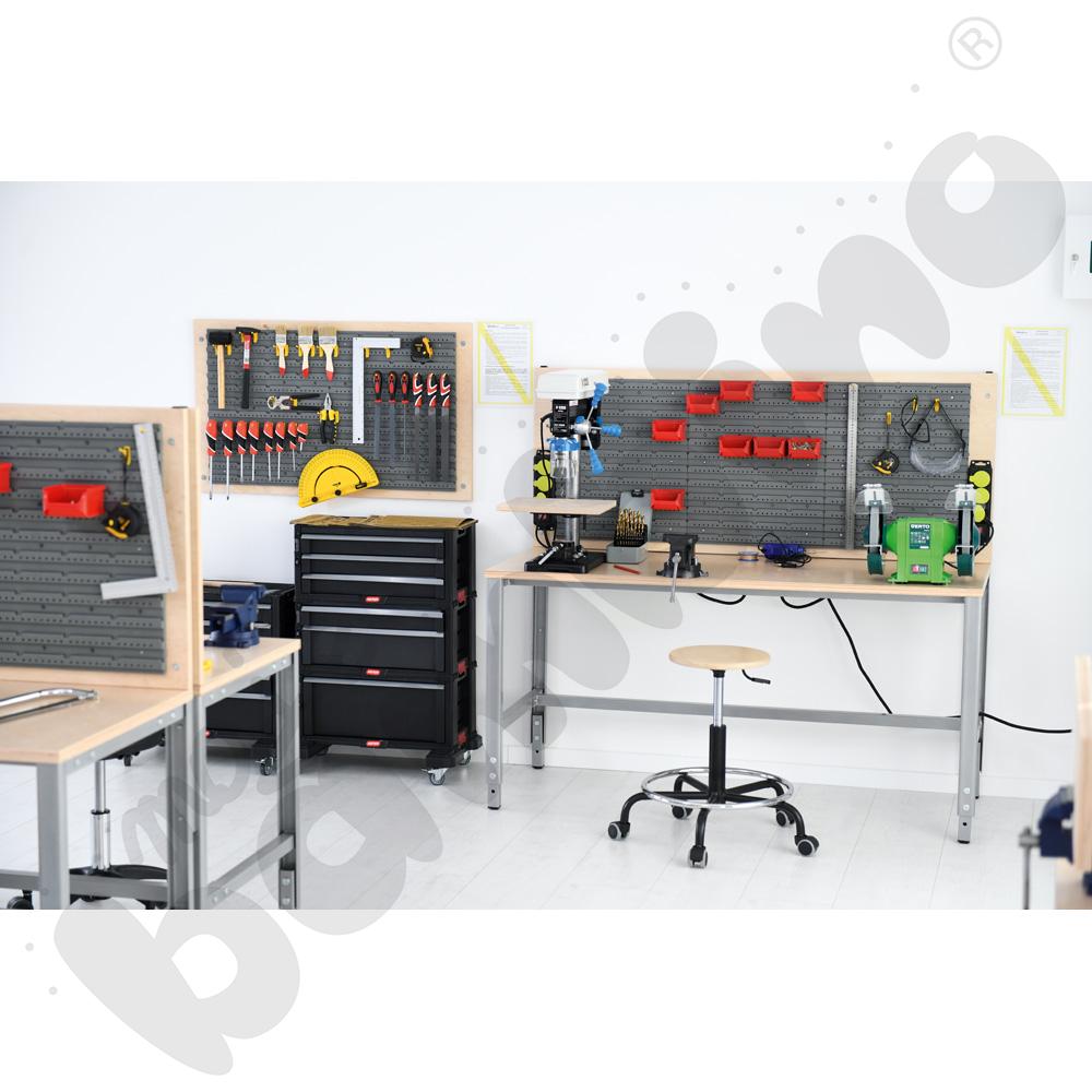 Taboret obrotowy z podnóżkiem