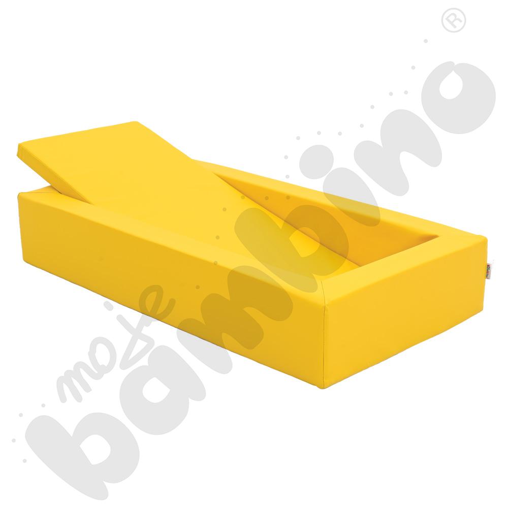Żółte łóżeczko piankowe z materacem