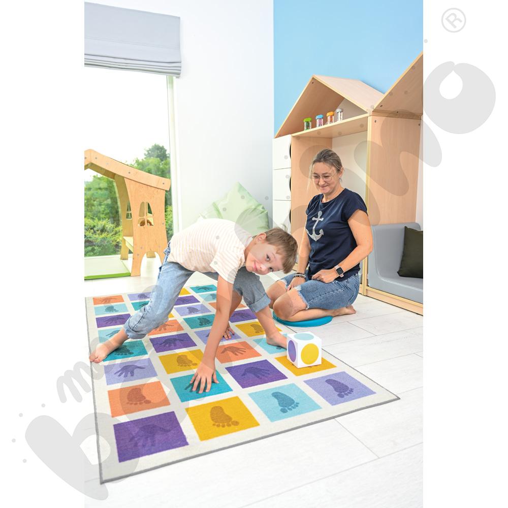 Mata - dłonie i stopy