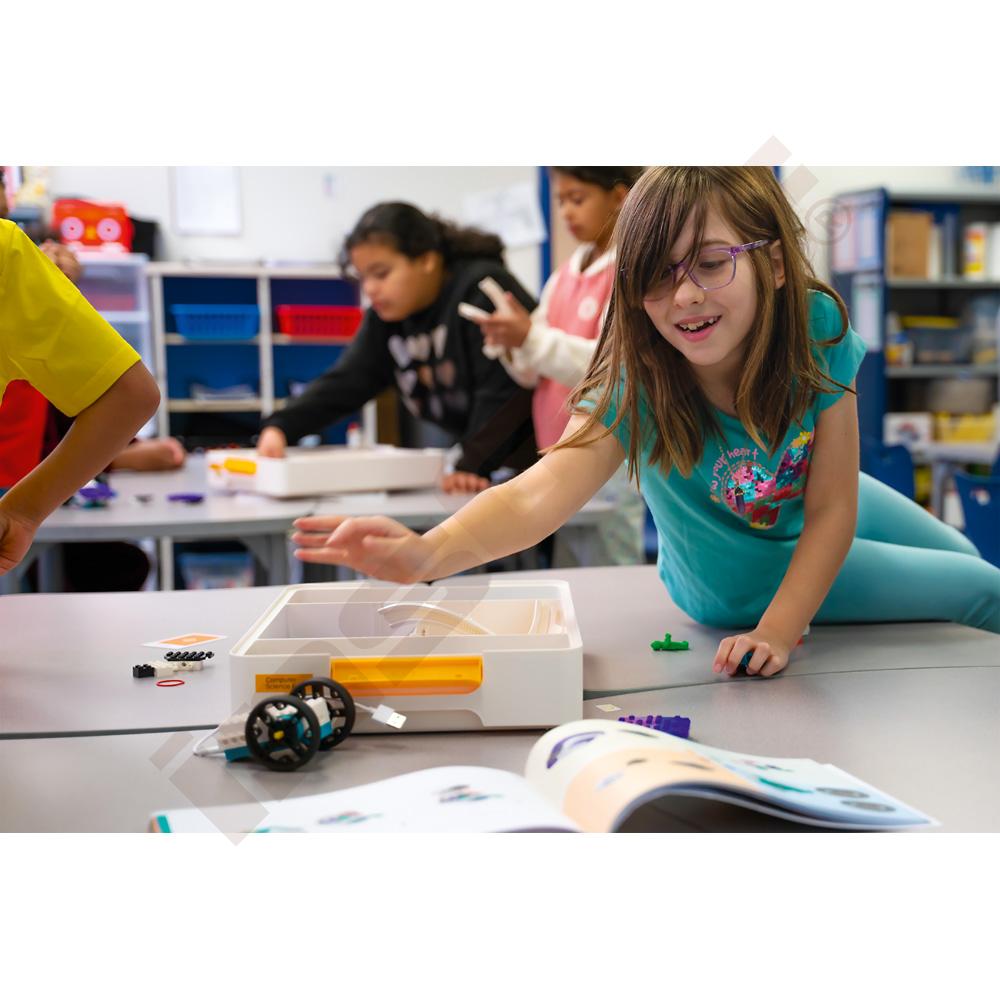 LEGO® Education Informatik- & KI-Set 8+