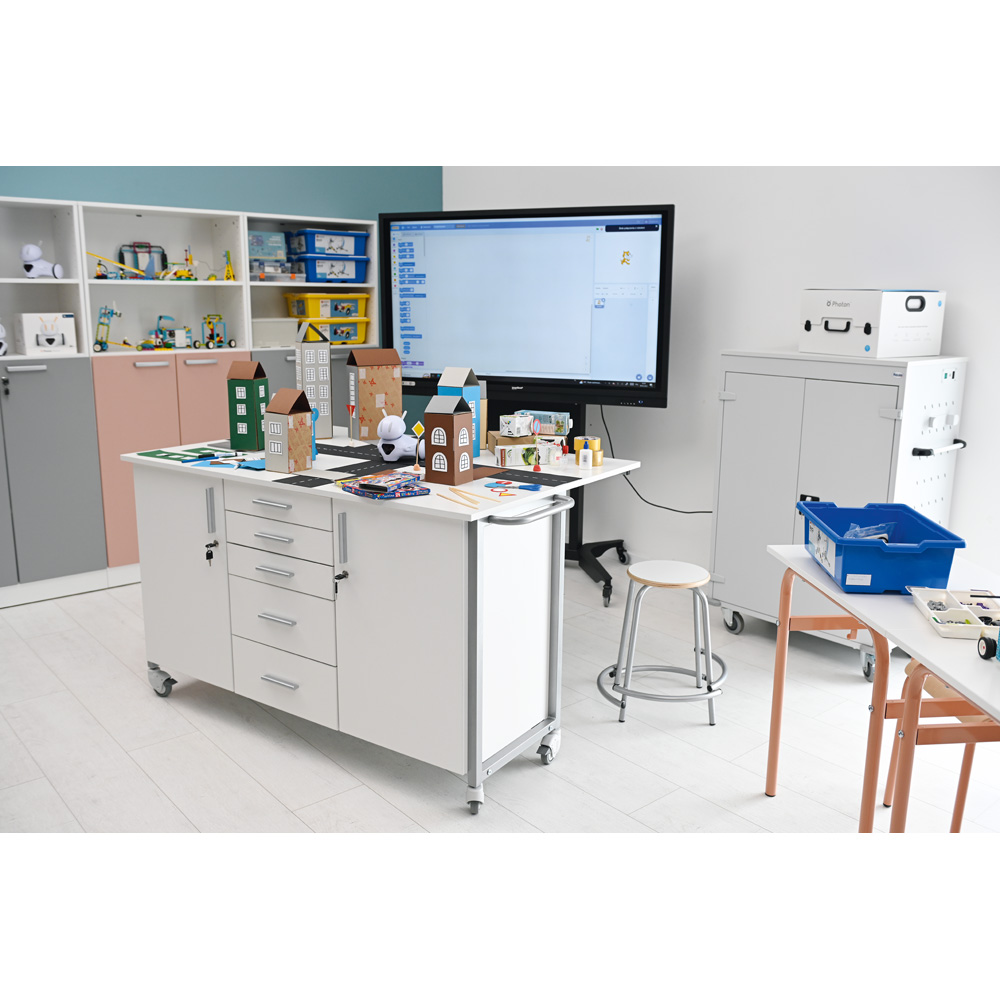 Mobilná laboratórna skrinka