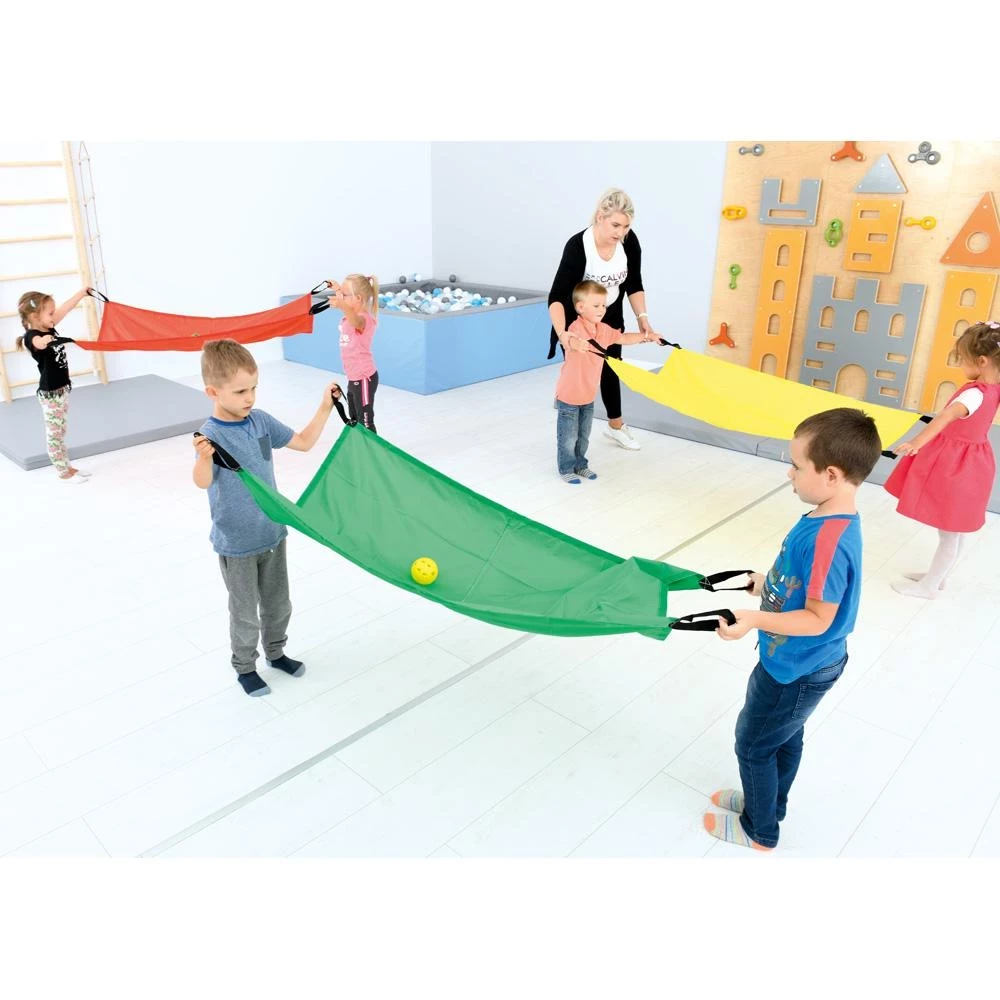 Mannschaftsspiele, Wettbewerb
