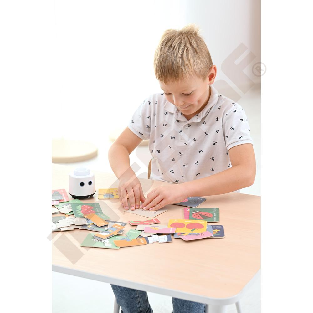 LOGI miniBot - abecední puzzle - anglickojazyčná verze