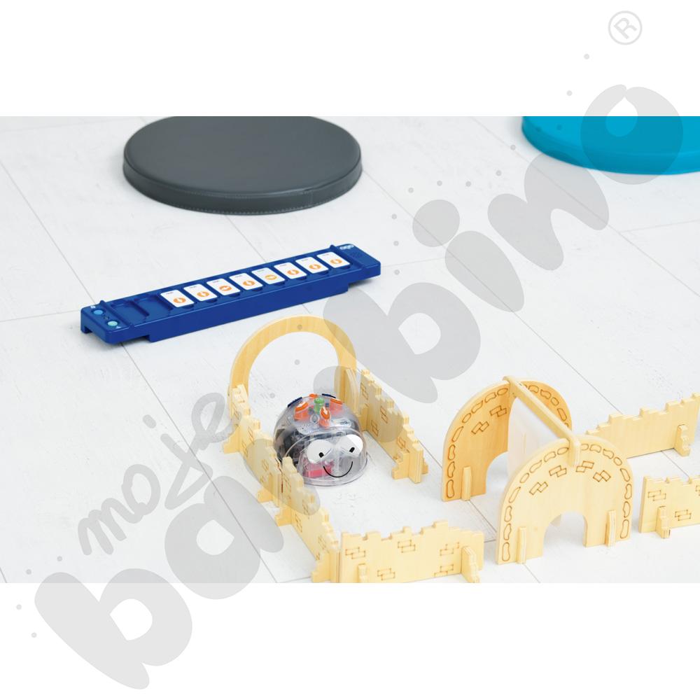 Tor przeszkód do Bee-Bota