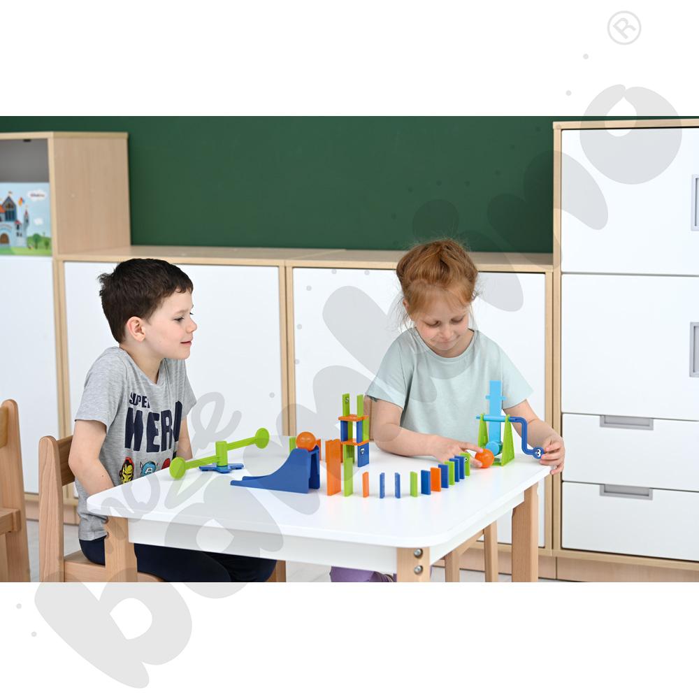 Naukowe wyzwania - reakcja łańcuchowa