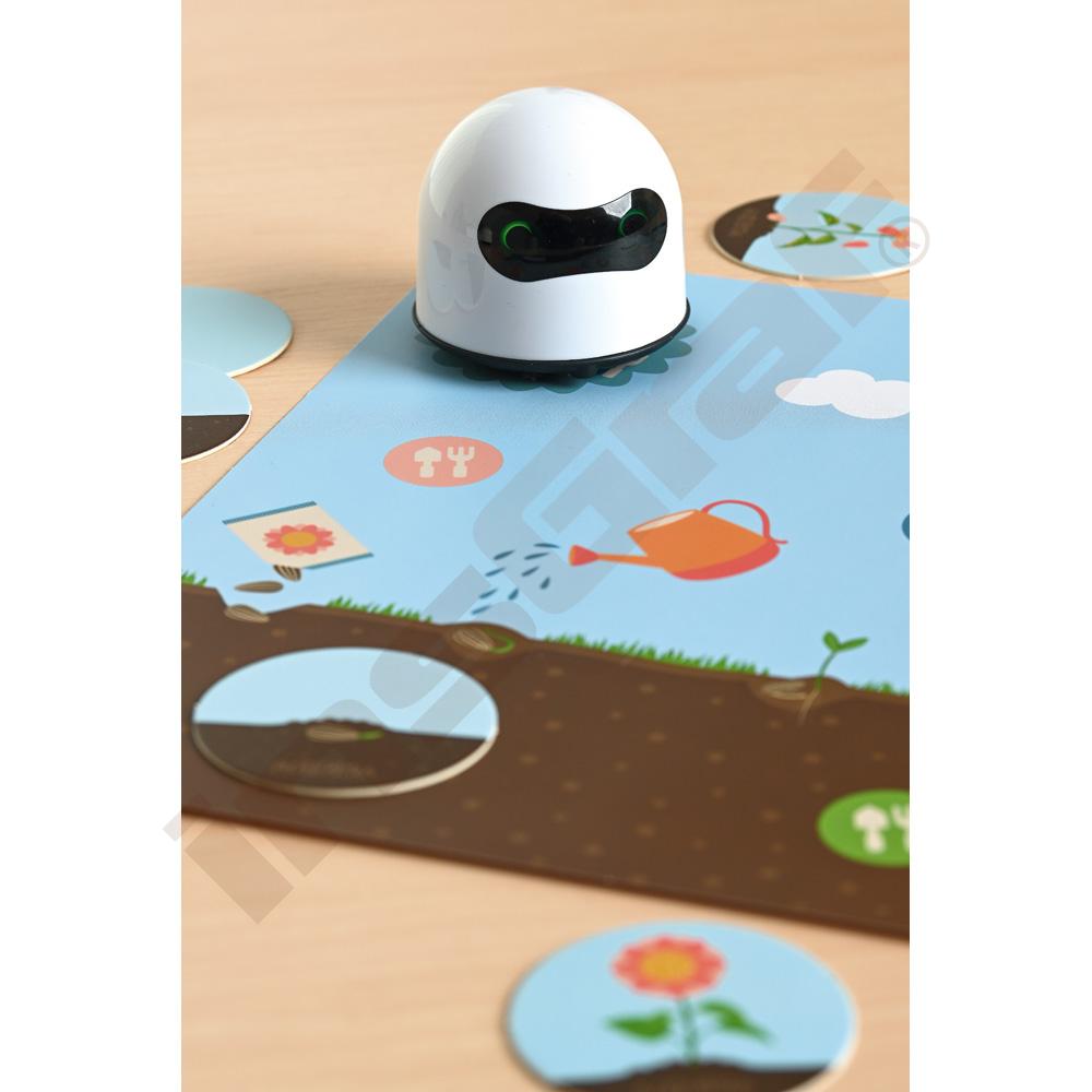 LOGI miniBot - mluvící robot, verze 1