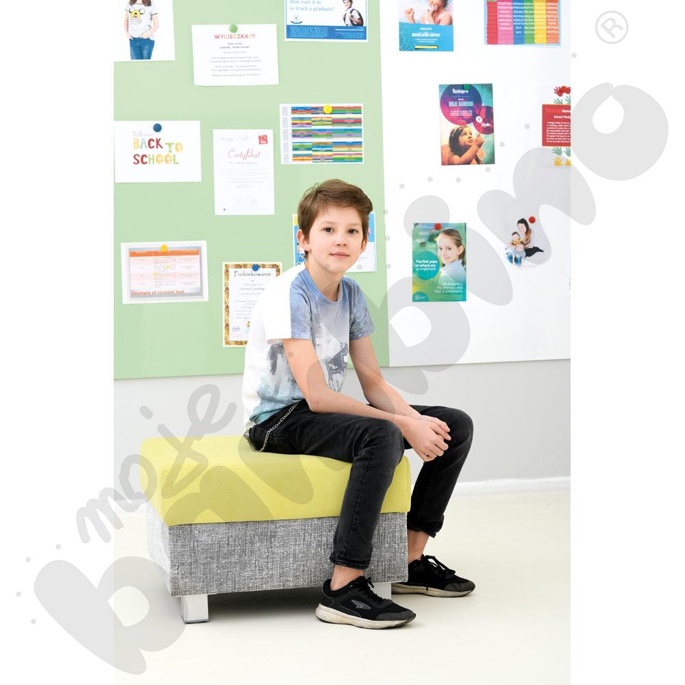 Pufa Relax kwadratowa szaro-zielona - kwadratowe nóżki