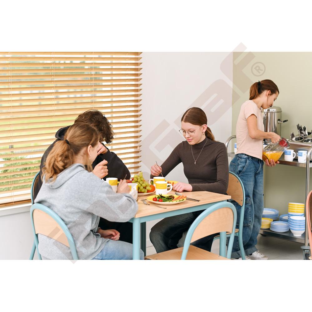 Stůl Mila 80 x 80 javor a 4 židle P, vel. 6 tyrkysové  z