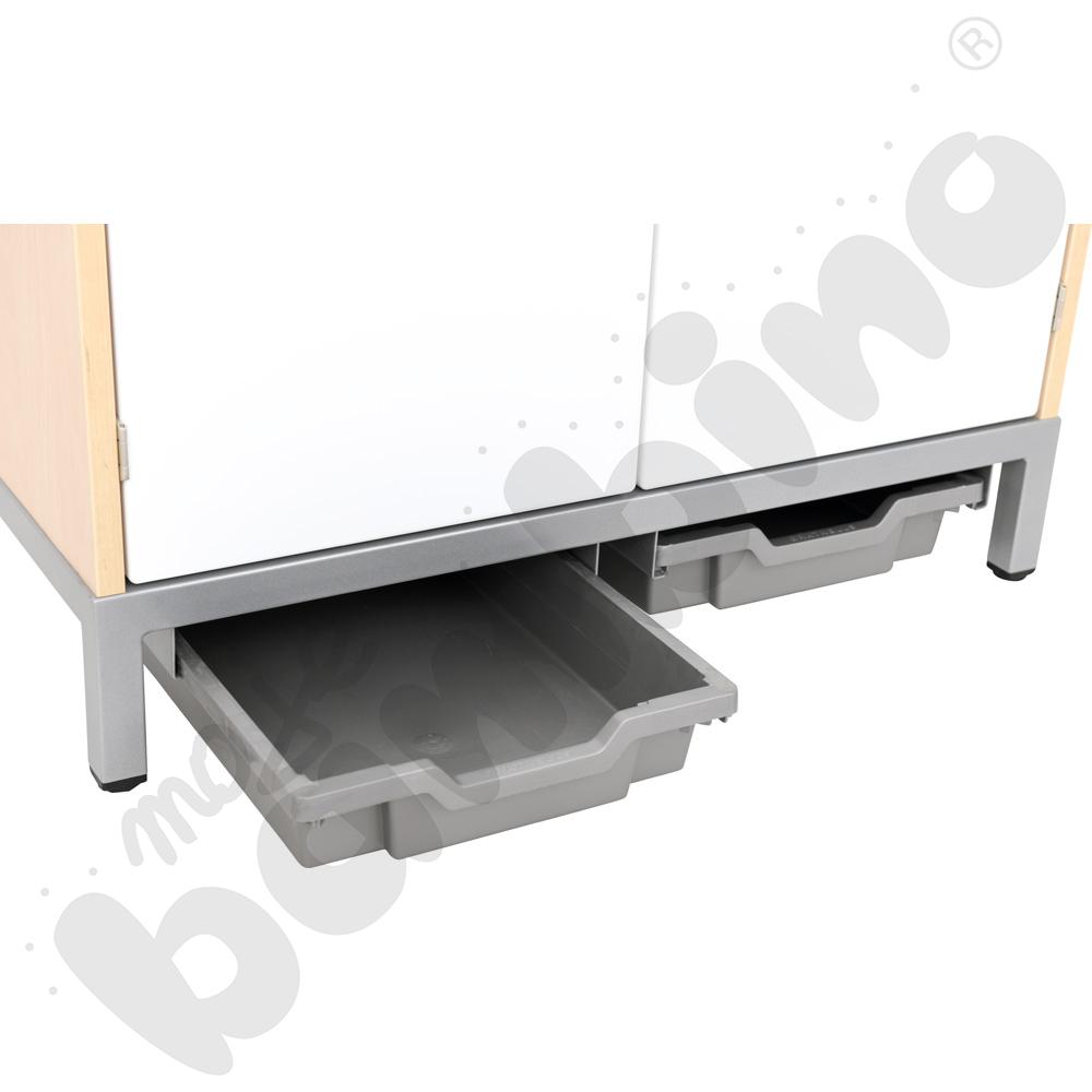 Szafa na nocniki - z pojemnikami i białymi drzwiami