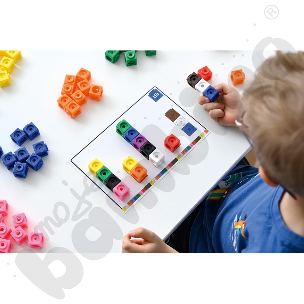 Matematyczne sześciany z kartami