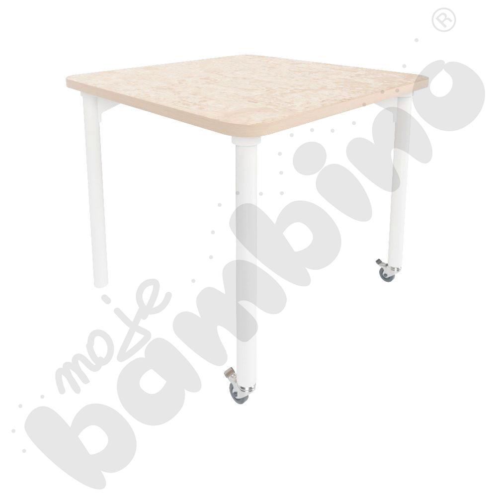 Stół Marcus 80 x 80 cm, rozm. 5, nogi drewniane białe z 2 kółkami, blat cichy beżowy, obrzeże ABS