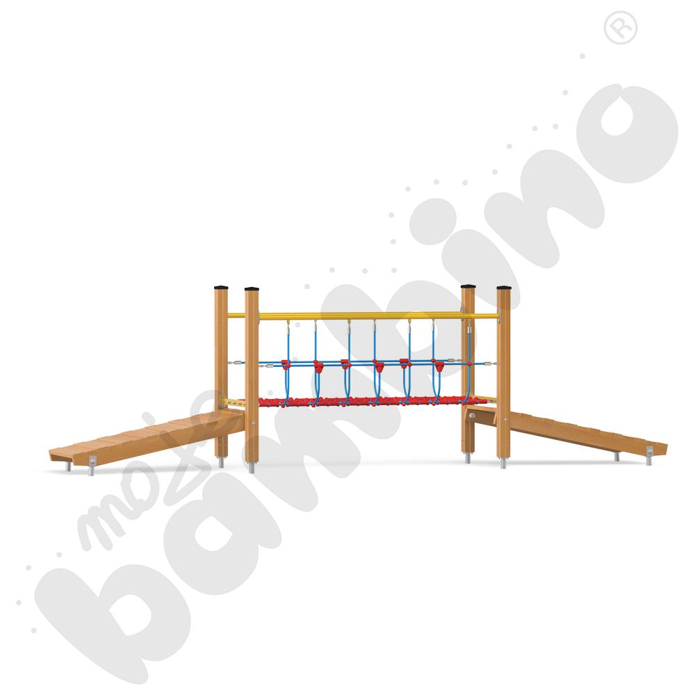 Pomost linowy z trapami