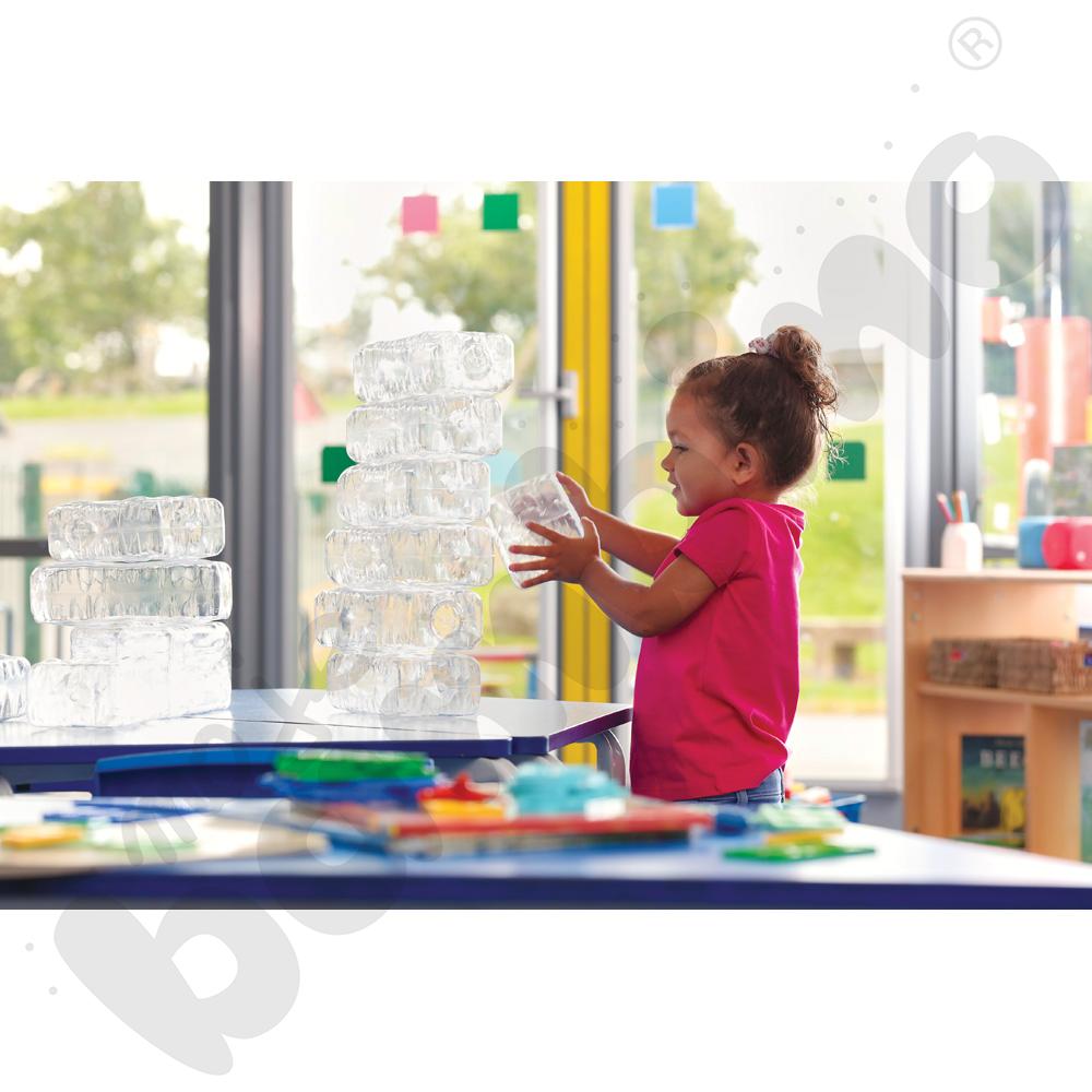 Przezroczyste lodowe cegły