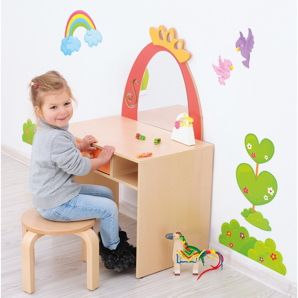 Drevená taburetka - výška 26 cm - k stolom 46 cm 