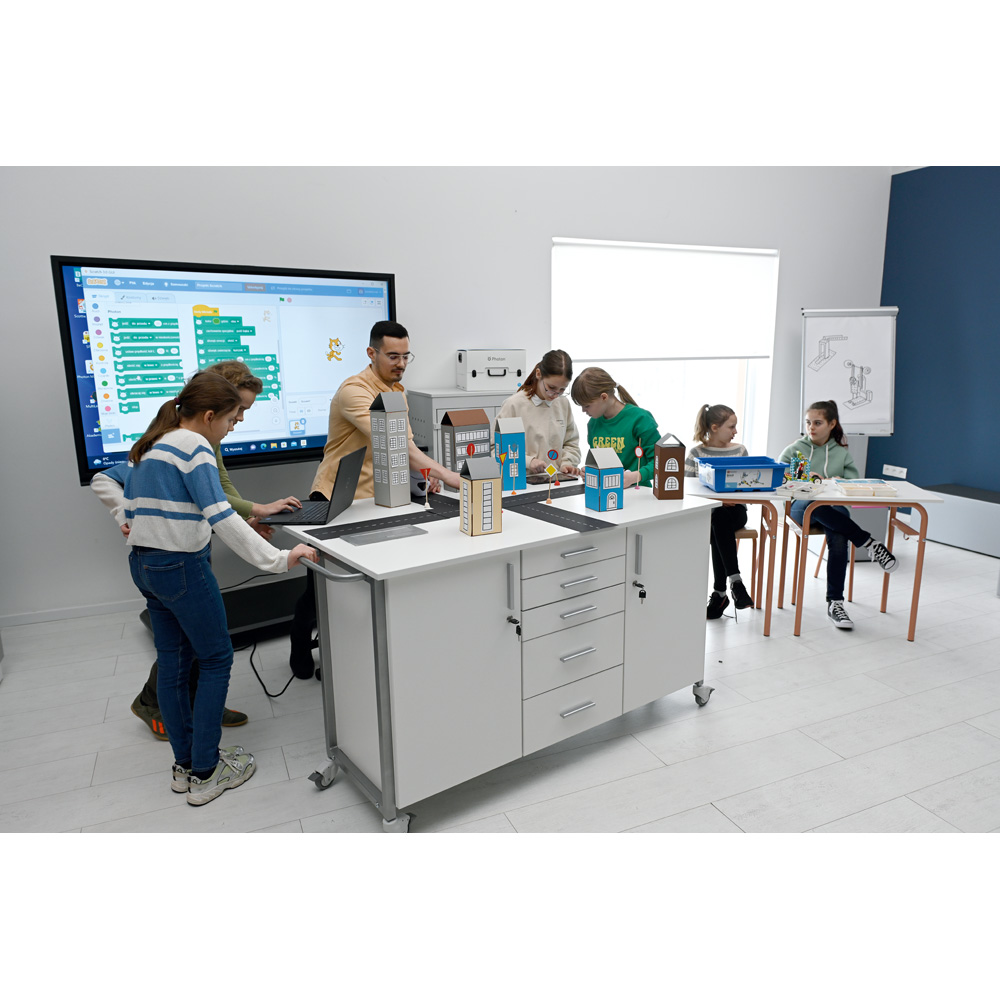 Mobilná laboratórna skrinka